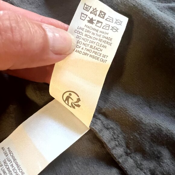 Pretty Baby Blouse with Bunny in Gray Corduroy by Baby Boden - Size 2  - 3 years - Picture 4 of 12